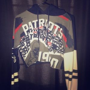 New England patriots crop top hoodie